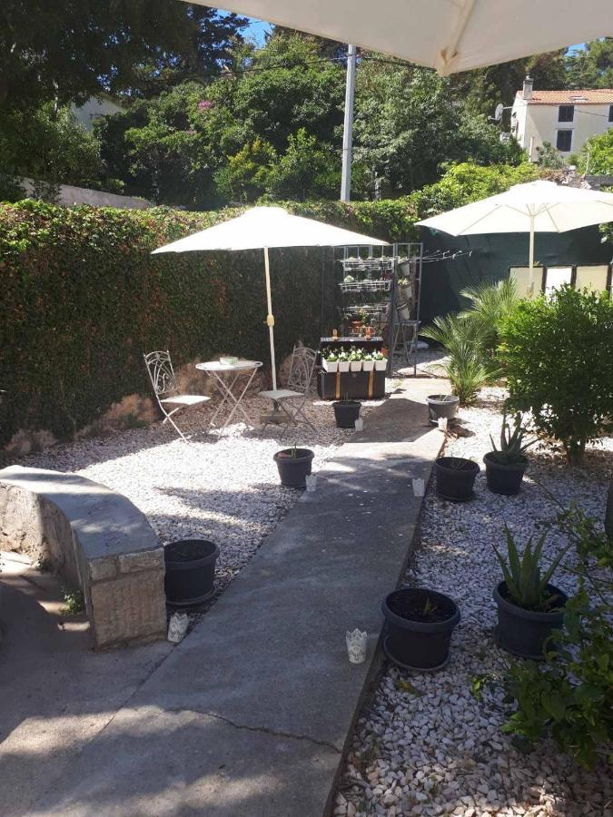 Apartments Petra 23 Mali Lošinj Exterior foto