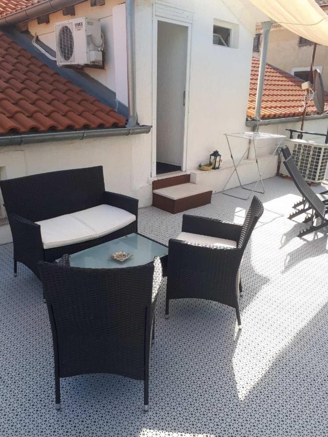 Apartments Petra 23 Mali Lošinj Exterior foto