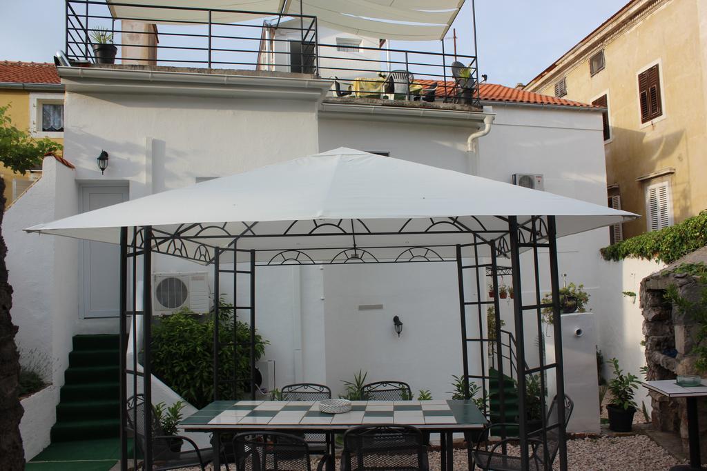 Apartments Petra 23 Mali Lošinj Exterior foto